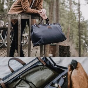 Elegant Navy Blue Men's Duffel Bag